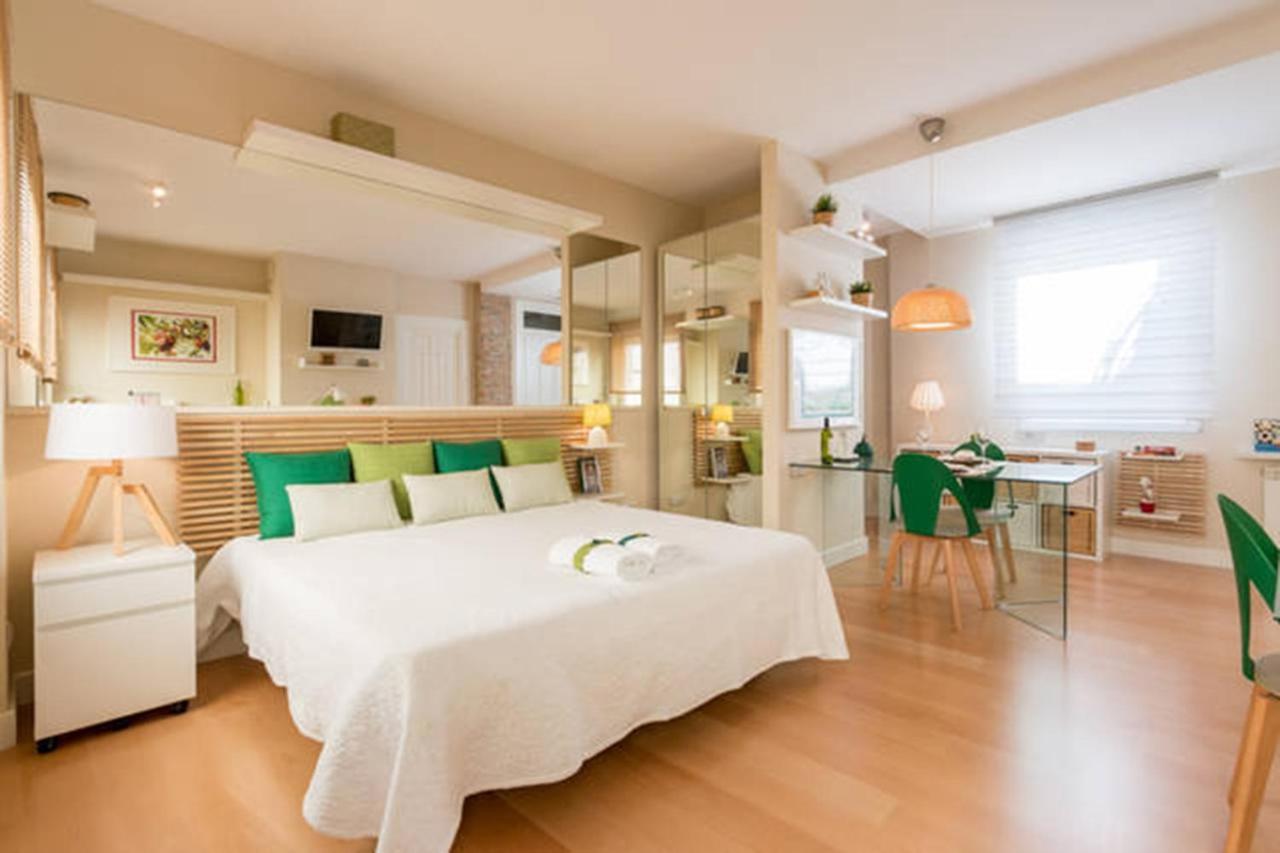 ApartaSuite Deluxe Centro Histórico Ático tranquilo con terrazas a pie de calle Granada Exterior foto