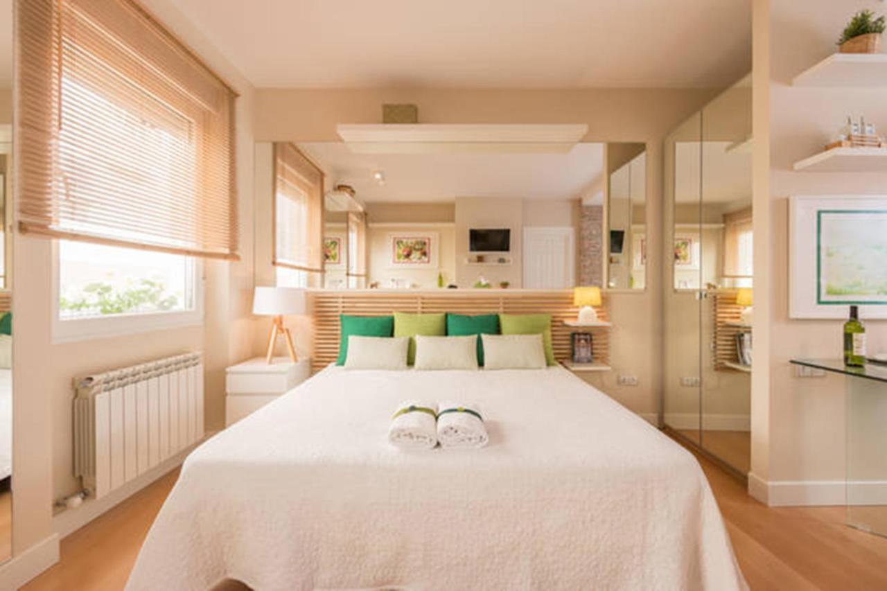 ApartaSuite Deluxe Centro Histórico Ático tranquilo con terrazas a pie de calle Granada Exterior foto