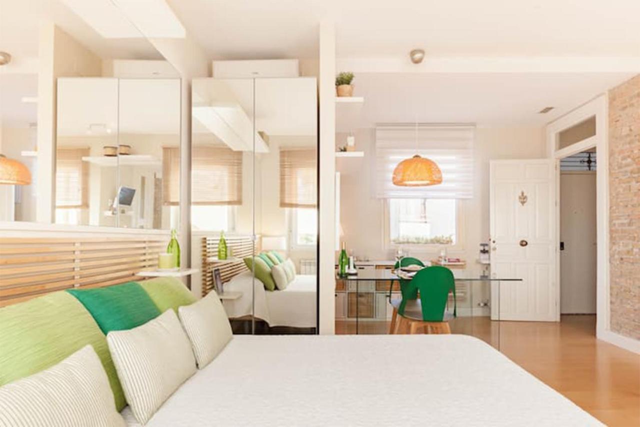 ApartaSuite Deluxe Centro Histórico Ático tranquilo con terrazas a pie de calle Granada Exterior foto
