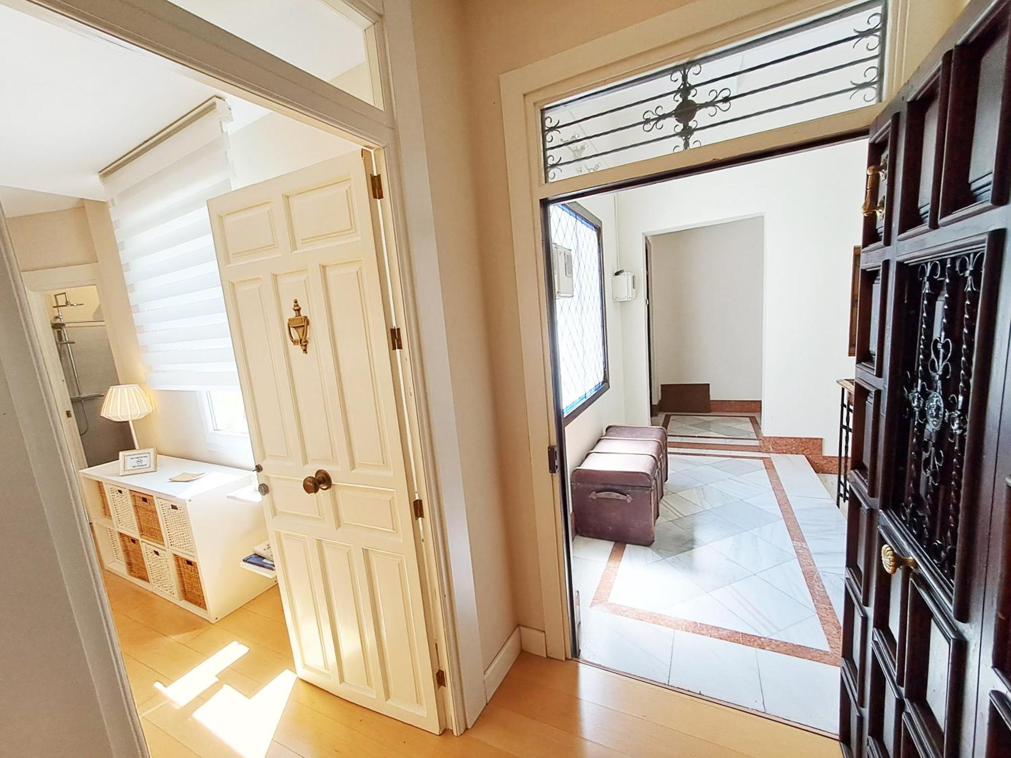 ApartaSuite Deluxe Centro Histórico Ático tranquilo con terrazas a pie de calle Granada Exterior foto